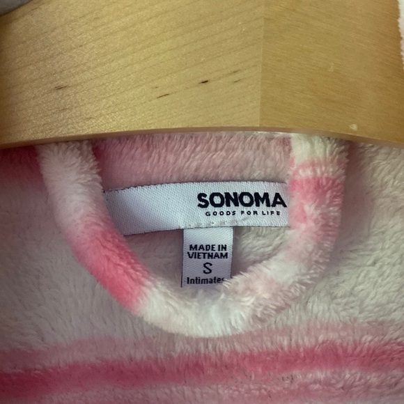 Sonoma Pink & White stripe cozy polyester Robe Small - Picture 2 of 5